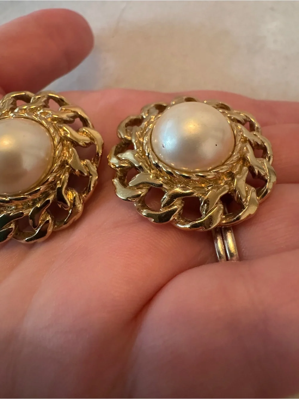 Vintage Trifari Gold Tone Faux Pearl Filigree Clip On Earrings